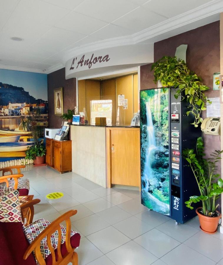 Hostal L'Anfora دينايا المظهر الخارجي الصورة