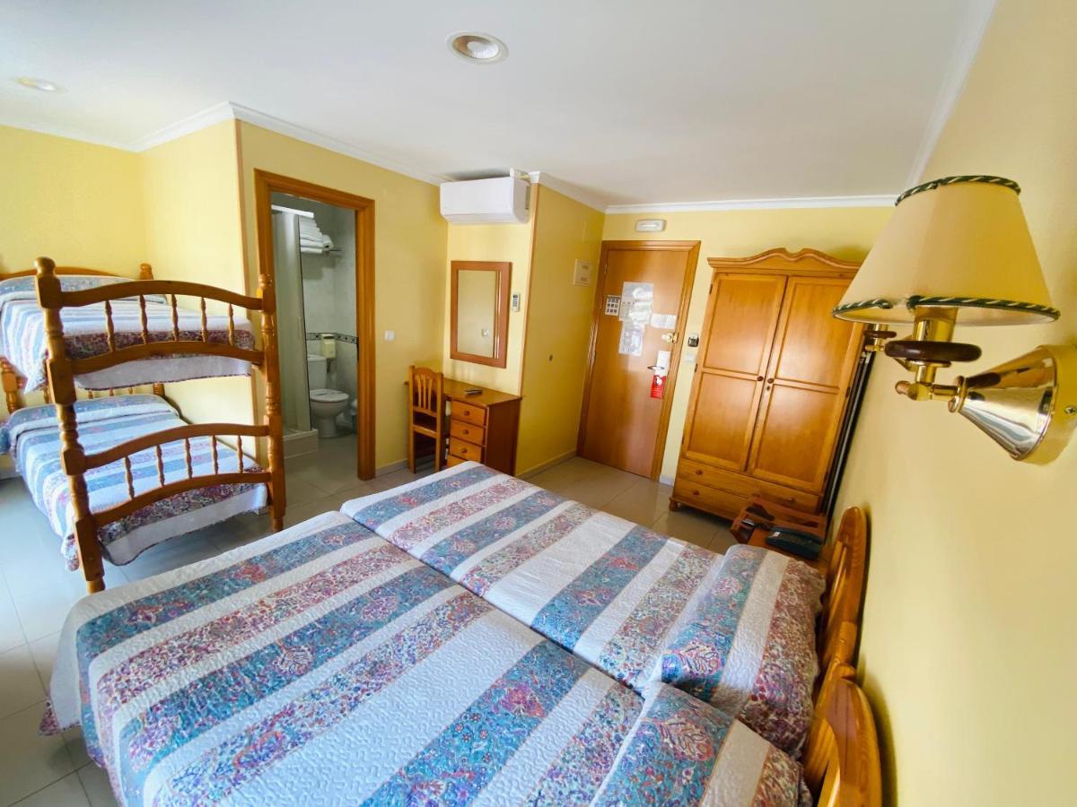 Hostal L'Anfora دينايا المظهر الخارجي الصورة