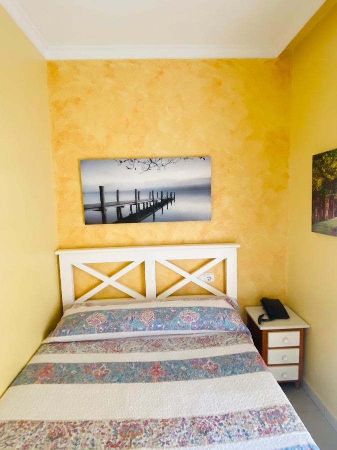 Hostal L'Anfora دينايا المظهر الخارجي الصورة