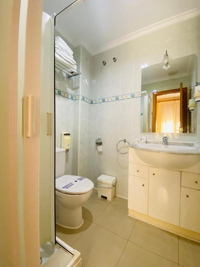 Hostal L'Anfora دينايا المظهر الخارجي الصورة